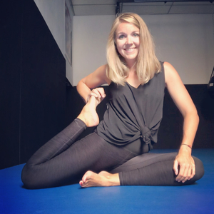 Lizzie - Prof de yoga - Colombiers