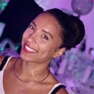Inès - Prof de maths - Dugny