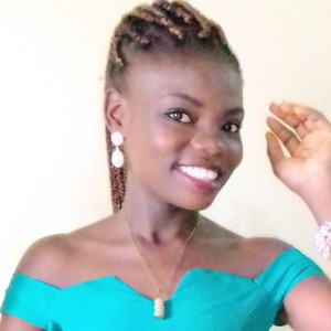 Cynthia - Prof de lecture - Lekki