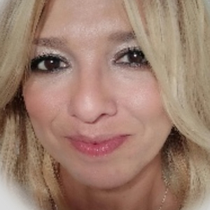 Bouchra - Prof d'anglais - Breuillet
