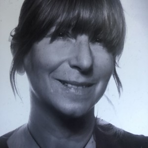 Stephanie - Prof d'arts plastiques - Paris