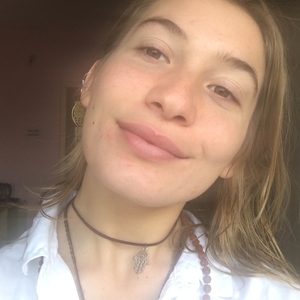 Pia - Prof de yoga - Paris