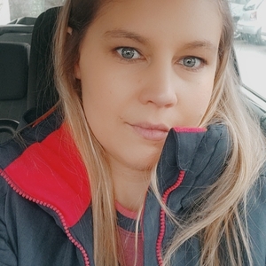 Julie - Prof d'anglais - Montcourt-Fromonville