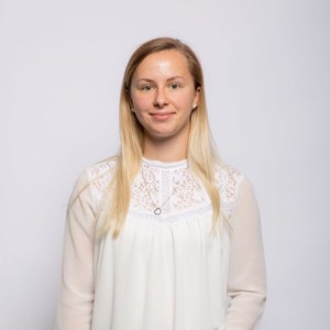 Lucie - Prof d'initiation informatique - Cuvilly