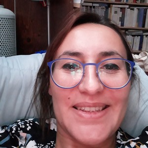Alexandra - Prof d'histoire - Argenteuil