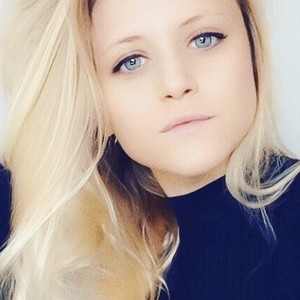Laura - Prof de français - Le Coudray