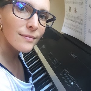 Sarah - Prof de piano - Domène