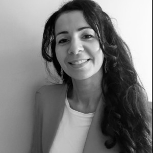 Dina - Prof de maths - Paris