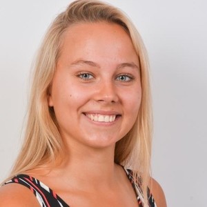 Julie - Prof de physique - Braine-l'Alleud