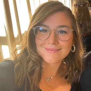 Kelly - Prof de physique - Mons