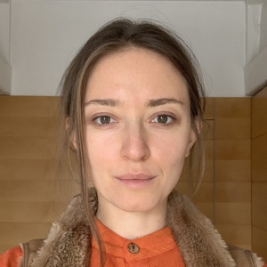 Veronika - Prof de yoga - Paris
