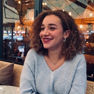 Raphaëlle - Prof de yoga - Grenoble