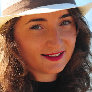 Rebecca - Prof de yoga - Nice
