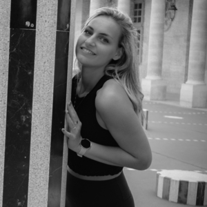 Pauline - Prof de yoga - Nice
