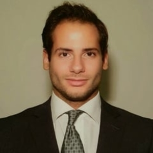 Anthony - Prof de marketing - Paris