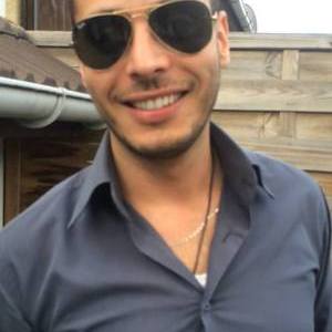 Tarek - Prof d'économie - Paris