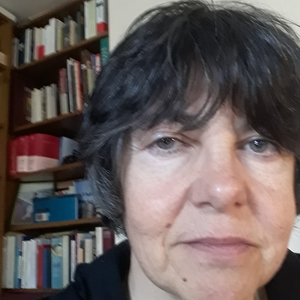 Cécile - Prof de droit - Paris