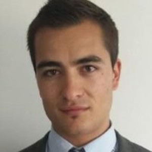 Julien - Prof d'économie - Saint-Laurent-du-Var