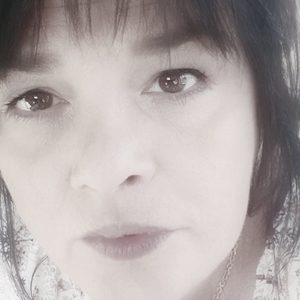 Frederique - Prof de méditation - Courcelles