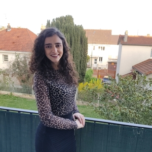 Pia - Prof d'anglais - Palaiseau