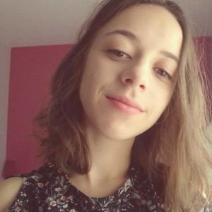 Charline - Prof d'initiation informatique - Paris
