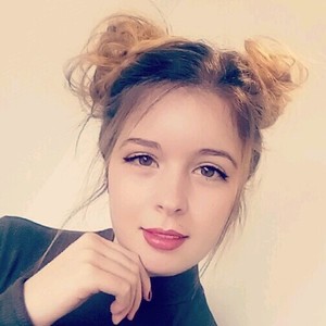 Célia - Prof de couture - Limoges