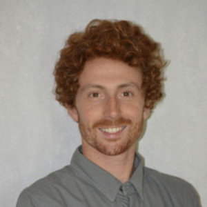 PIERRE - Prof de bureautique - Paris