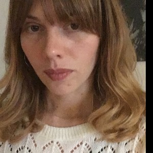 Roxane - Prof de broderie - Bordeaux