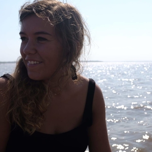 Elise - Prof d'économie - Paris