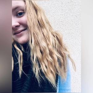 Marine - Prof de maths - Lacrouzette