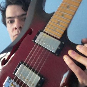 Gustave - Prof de guitare électrique - Marseille