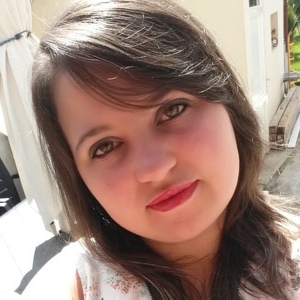 Julia - Prof d'anglais - Beautor