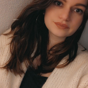 Léa - Prof d'aide aux devoirs - Olivet