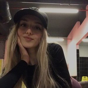Eléonore - Prof de psychologie positive - Paris