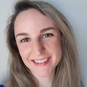 Samantha - Prof de parentalité et éducation des bébés - Paris