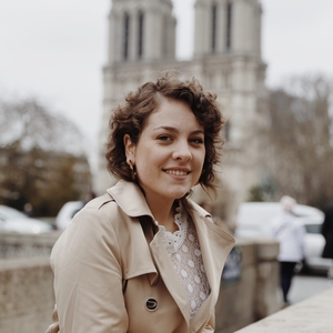 Célia - Prof de couture - Marignane