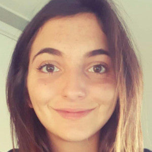 Fiona - Prof d'aide aux devoirs - Ceyras