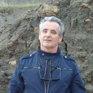 Loic - Prof de développement personnel - Bullion