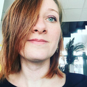 Marie - Prof d'aide à la rédaction de cv - lettre de motivation - Anould