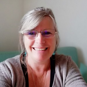 Christine - Prof de soutien pour élèves avec autisme - Plouhinec