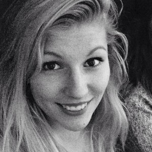 Julie - Prof de maths - Montigny-le-Bretonneux