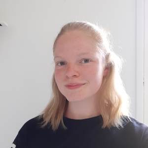 Clara - Prof de maths - Dourges