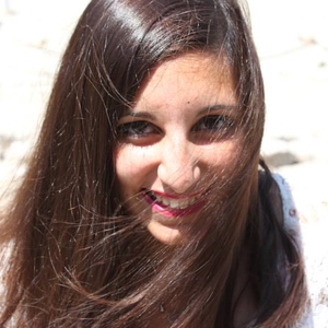 Amandine - Prof de communication - Issy-les-Moulineaux