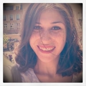 Laura - Prof de français - Paris