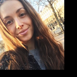 Anna - Prof de russe - Montreuil