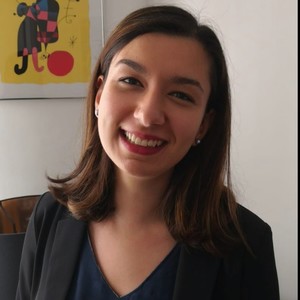 Émelyne - Prof de maths - Paris