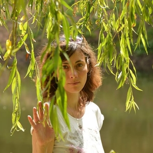 Magali - Prof de yoga - Saint-Julien-de-Peyrolas
