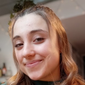 Agathe - Prof d'aide aux devoirs - Grenoble