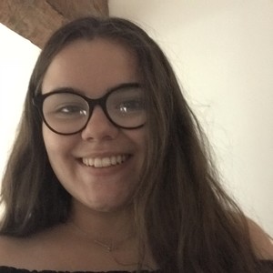 Aline - Prof d'aide aux devoirs - Socx