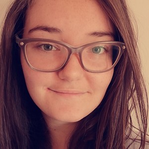 Laurie - Prof de maths - Aups